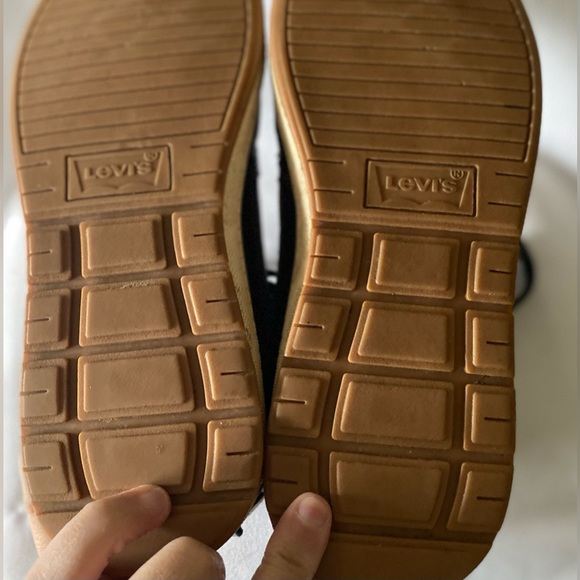 🥳🥳HP🥳🥳 Men’s Levi's  Stanton Burnished BT Hi Top Sneaker Black/Tan Size 8.5 - Picture 6 of 9